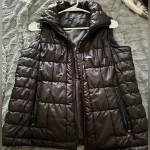 Basic Staple Black Vest